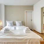 Apartament Backbord In Der Warener Altstadt *